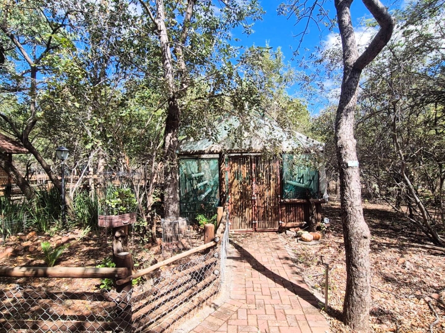 5 Bedroom Property for Sale in Leeupoort Limpopo