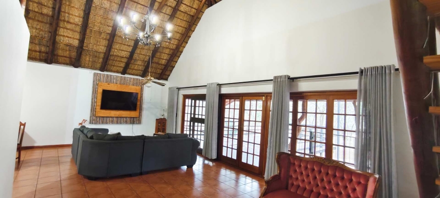 1 Bedroom Property for Sale in Leeupoort Limpopo