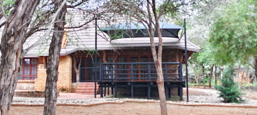 1 Bedroom Property for Sale in Leeupoort Limpopo