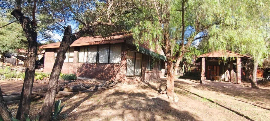 3 Bedroom Property for Sale in Leeupoort Limpopo