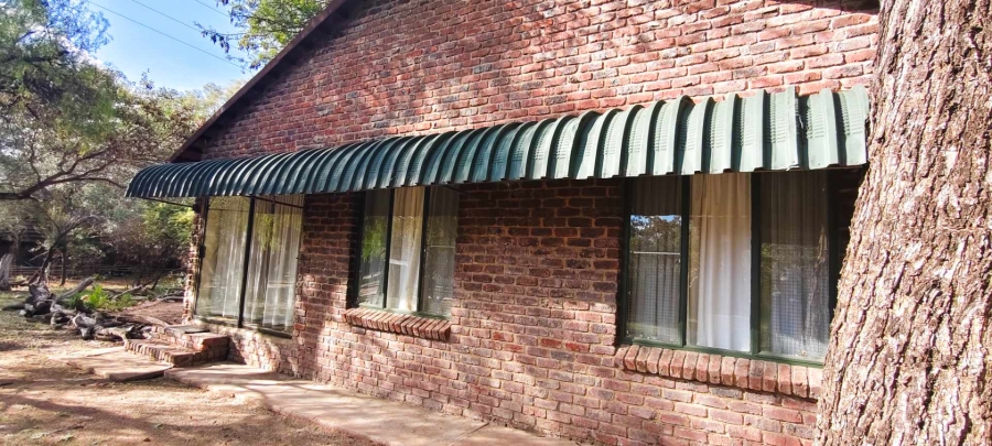 3 Bedroom Property for Sale in Leeupoort Limpopo