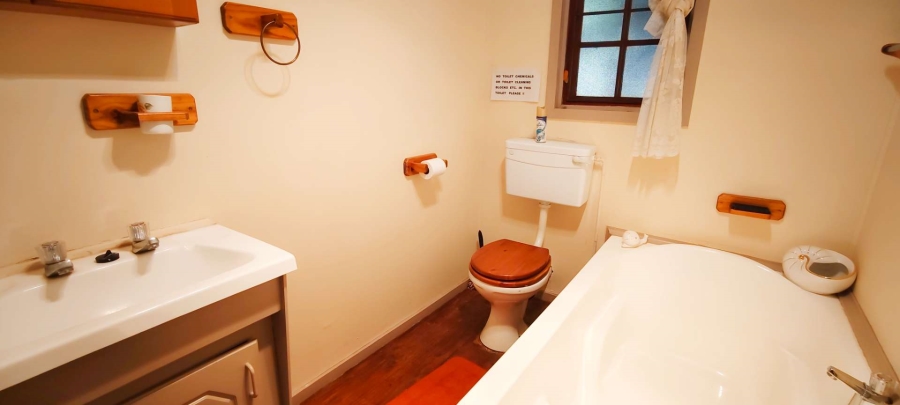 2 Bedroom Property for Sale in Leeupoort Limpopo