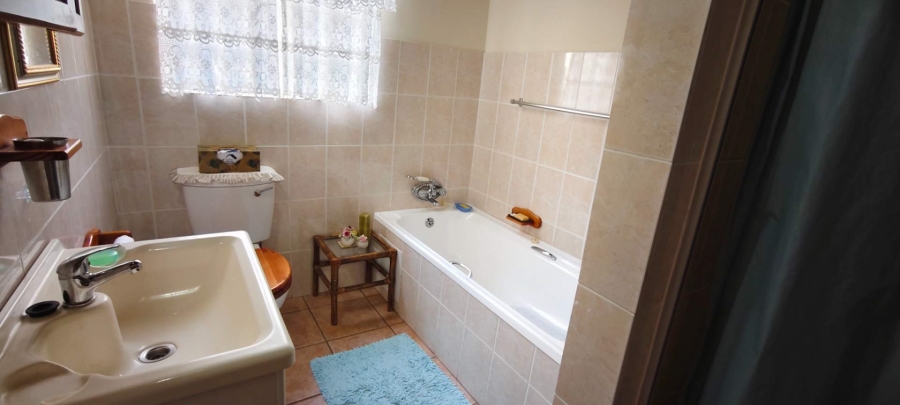 3 Bedroom Property for Sale in Leeupoort Limpopo
