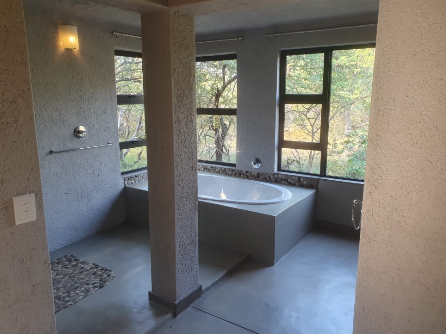 3 Bedroom Property for Sale in Moditlo Wildlife Estate Limpopo