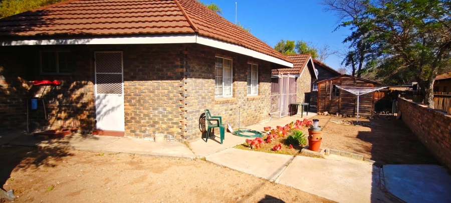 3 Bedroom Property for Sale in Leeupoort Limpopo