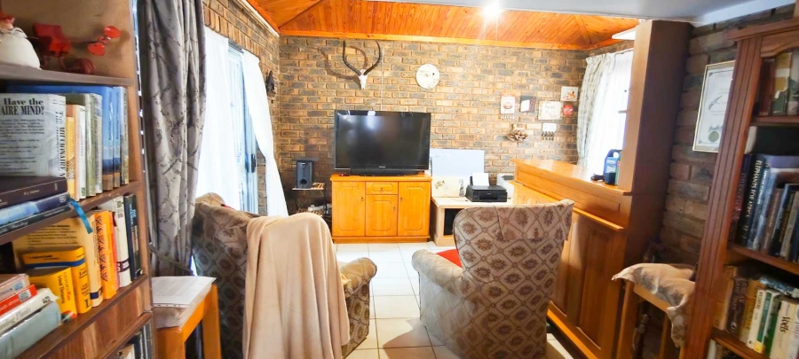 3 Bedroom Property for Sale in Leeupoort Limpopo