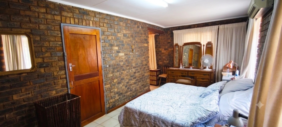 3 Bedroom Property for Sale in Leeupoort Limpopo