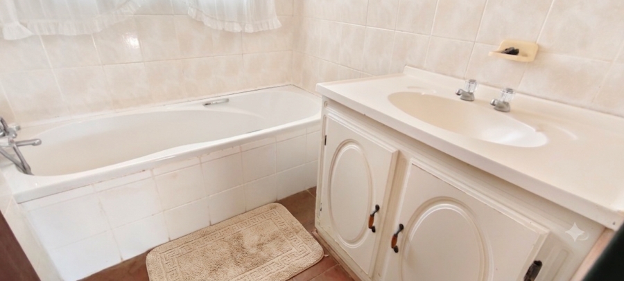 3 Bedroom Property for Sale in Leeupoort Limpopo
