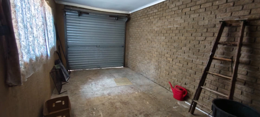 3 Bedroom Property for Sale in Leeupoort Limpopo