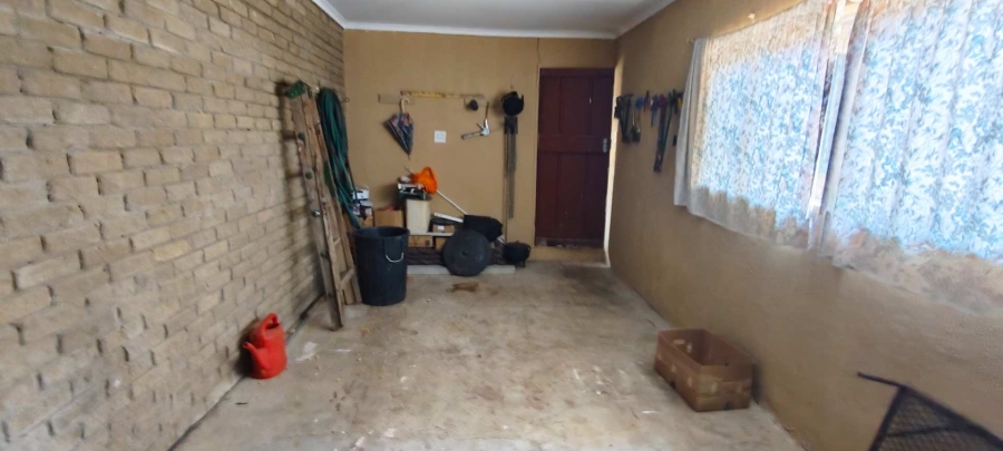 3 Bedroom Property for Sale in Leeupoort Limpopo