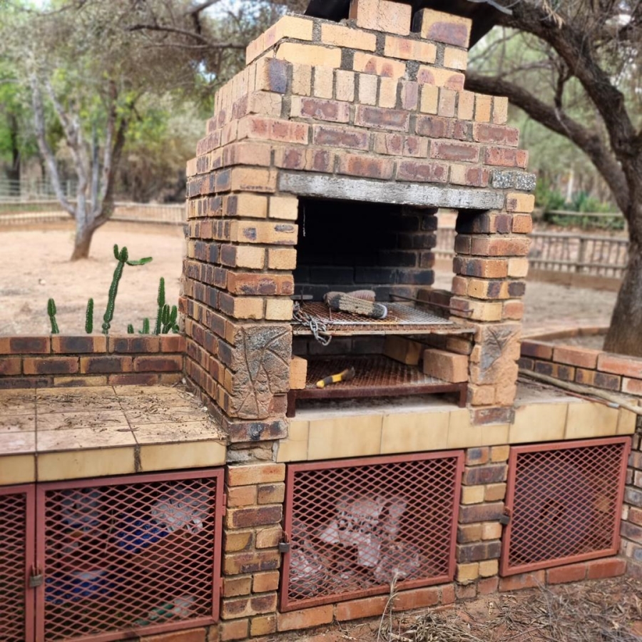 3 Bedroom Property for Sale in Leeupoort Limpopo