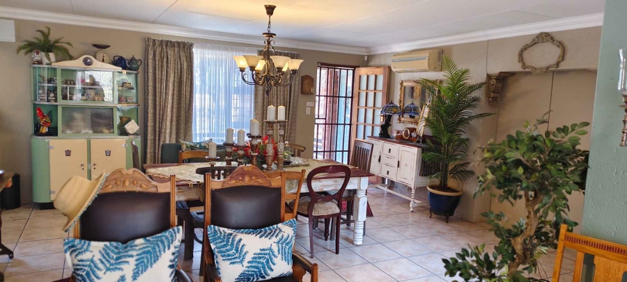 4 Bedroom Property for Sale in Leeupoort Limpopo