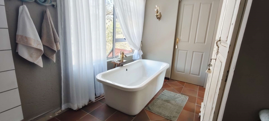 4 Bedroom Property for Sale in Leeupoort Limpopo