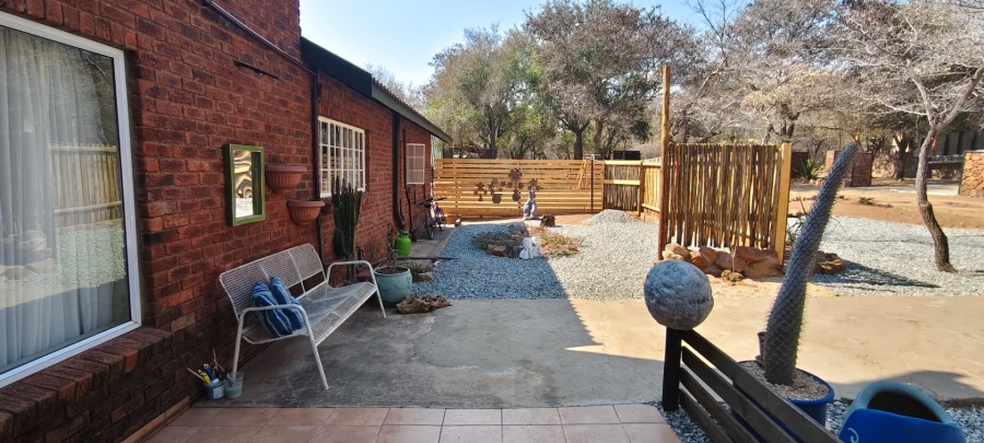 4 Bedroom Property for Sale in Leeupoort Limpopo