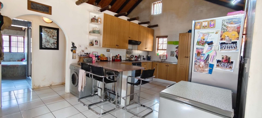 4 Bedroom Property for Sale in Leeupoort Limpopo