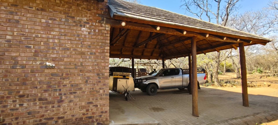 4 Bedroom Property for Sale in Leeupoort Limpopo