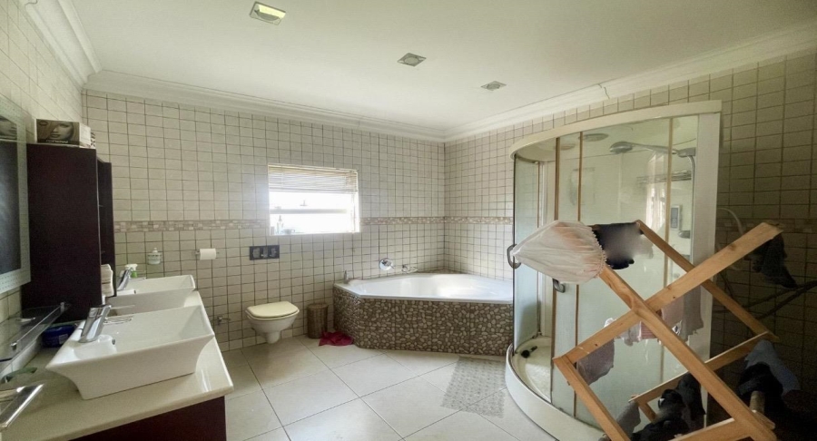 4 Bedroom Property for Sale in Bendor Limpopo