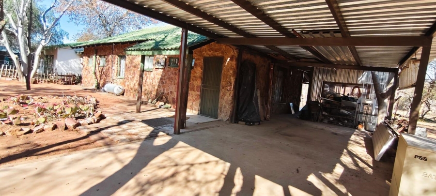3 Bedroom Property for Sale in Leeupoort Limpopo