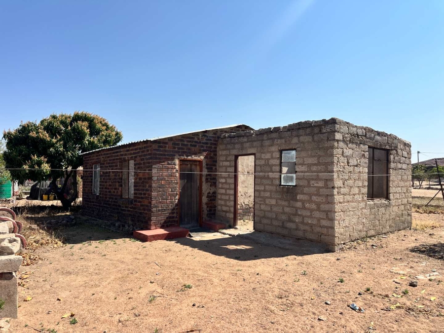 1 Bedroom Property for Sale in Mmotong Limpopo