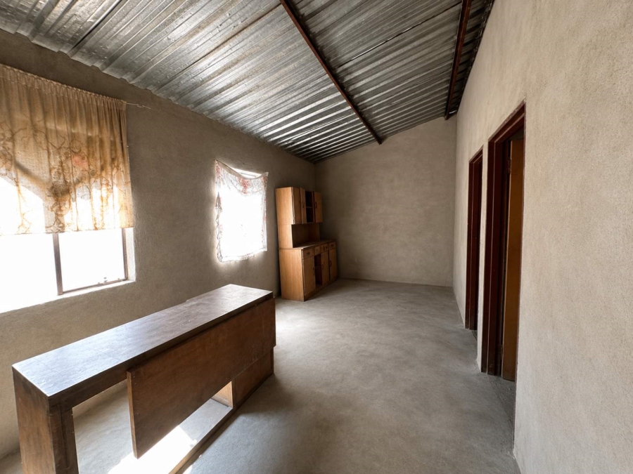 1 Bedroom Property for Sale in Mmotong Limpopo