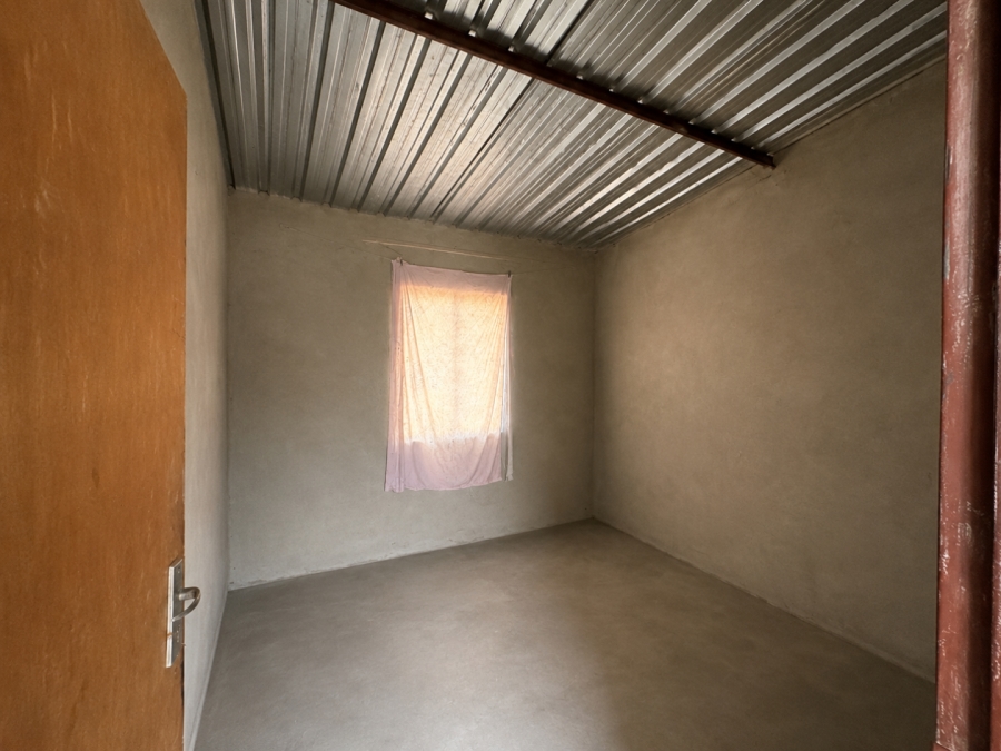 1 Bedroom Property for Sale in Mmotong Limpopo