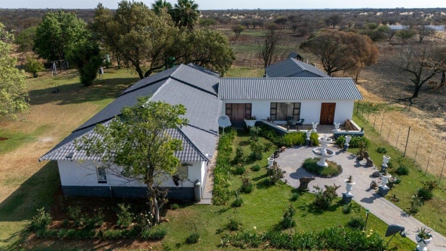 4 Bedroom Property for Sale in Radium Limpopo