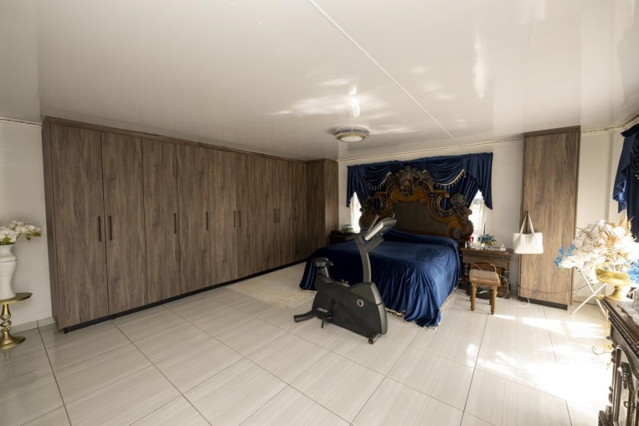4 Bedroom Property for Sale in Radium Limpopo