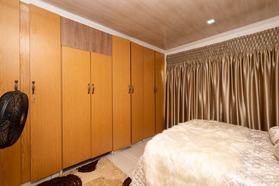 4 Bedroom Property for Sale in Radium Limpopo