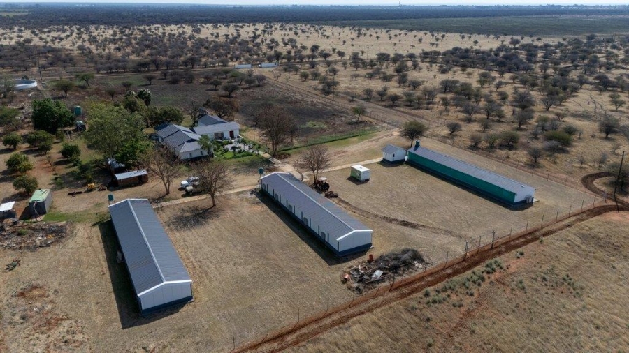 4 Bedroom Property for Sale in Radium Limpopo