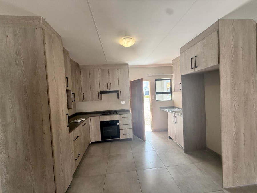 To Let 3 Bedroom Property for Rent in Ivydale A H Limpopo