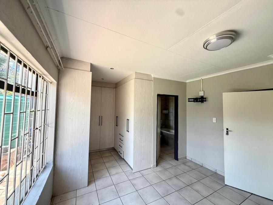 To Let 3 Bedroom Property for Rent in Bendor Limpopo