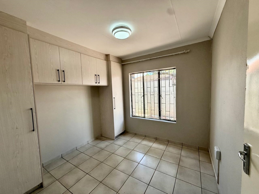 To Let 3 Bedroom Property for Rent in Bendor Limpopo