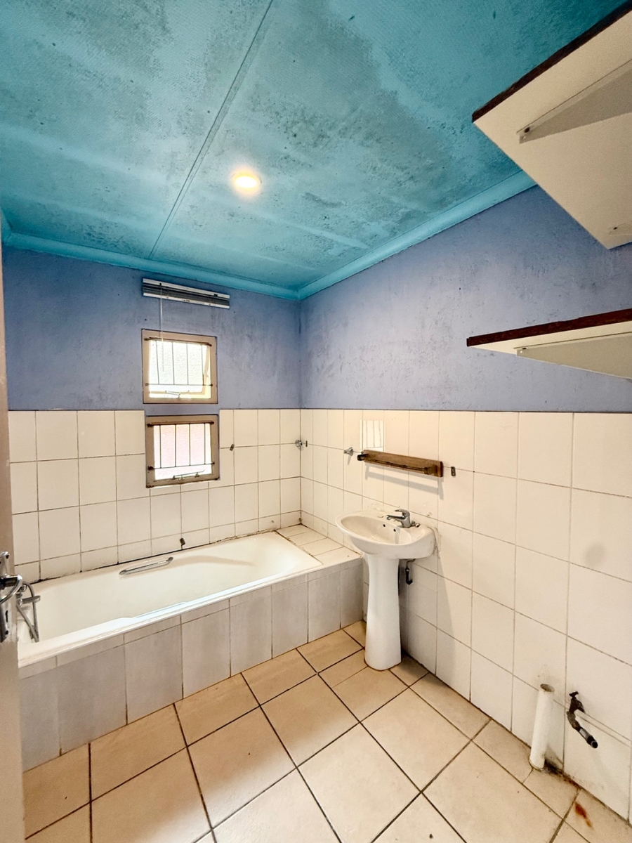 To Let 3 Bedroom Property for Rent in Flora Park Limpopo