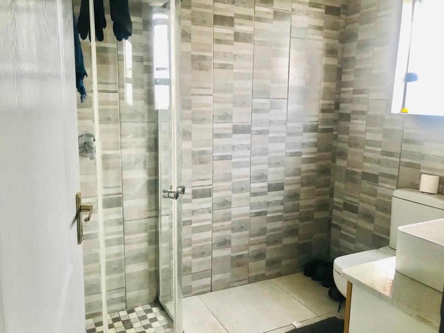 3 Bedroom Property for Sale in Mahlasedi Park Limpopo