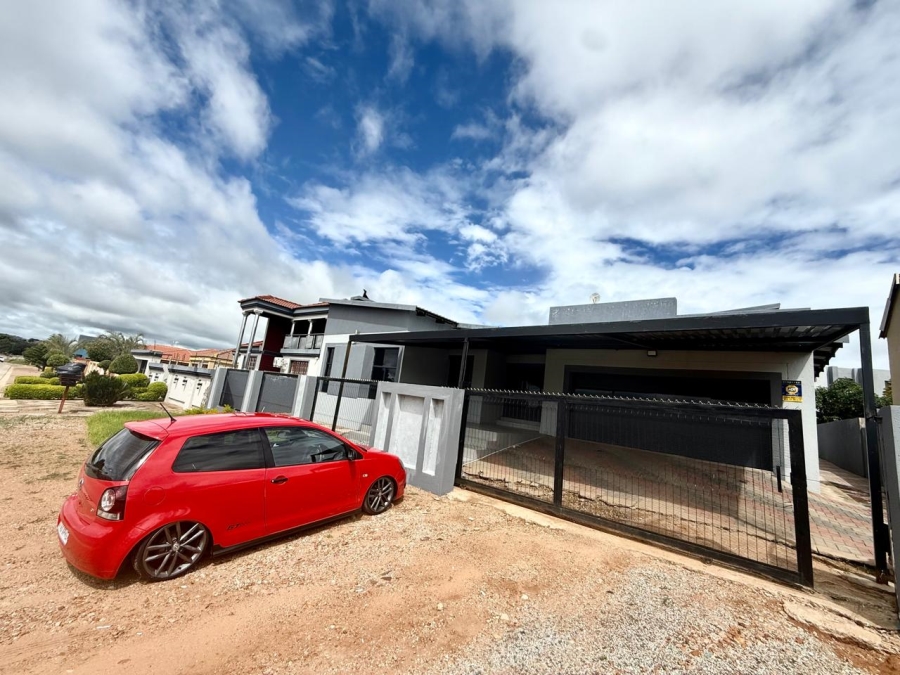 4 Bedroom Property for Sale in Serala View Limpopo