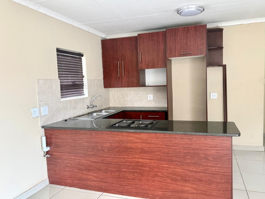 To Let 2 Bedroom Property for Rent in Ivydale A H Limpopo