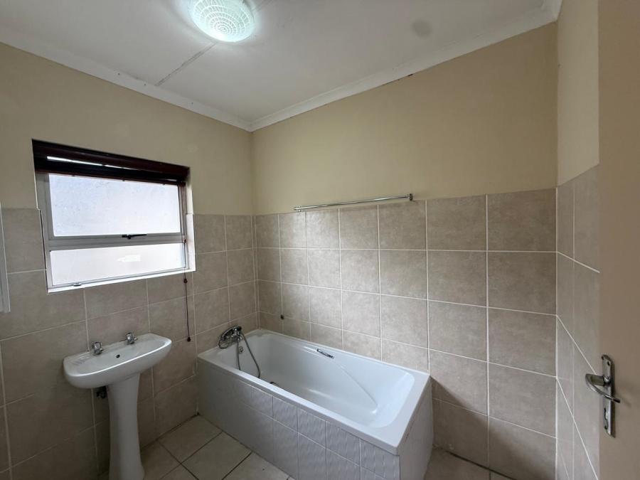 To Let 2 Bedroom Property for Rent in Ivydale A H Limpopo