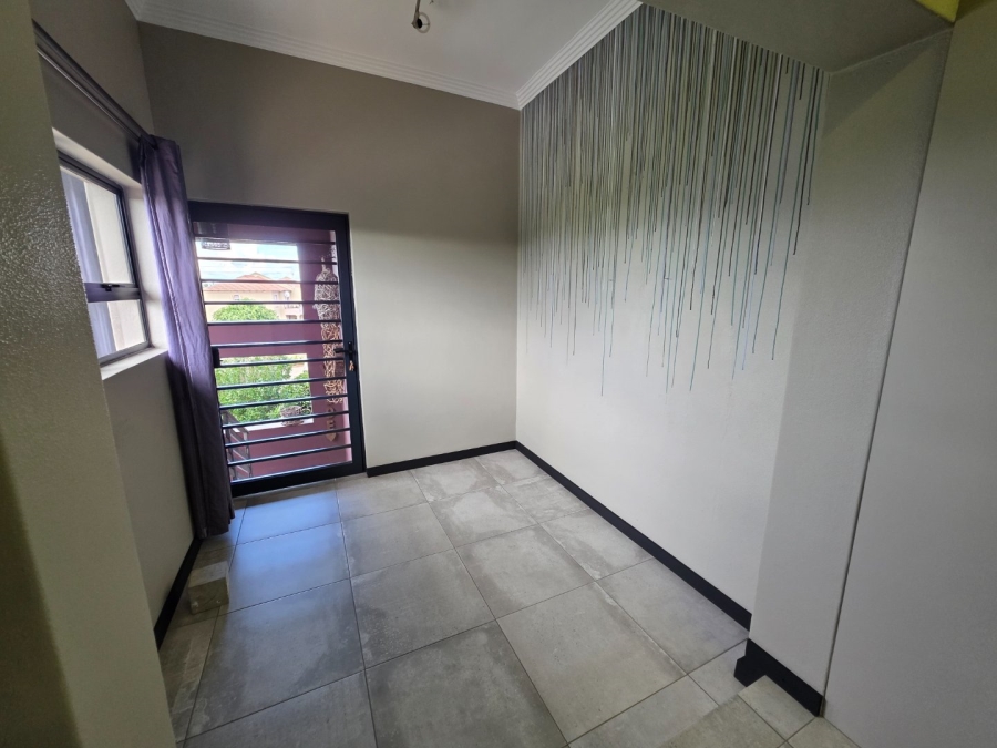 5 Bedroom Property for Sale in Debron Limpopo