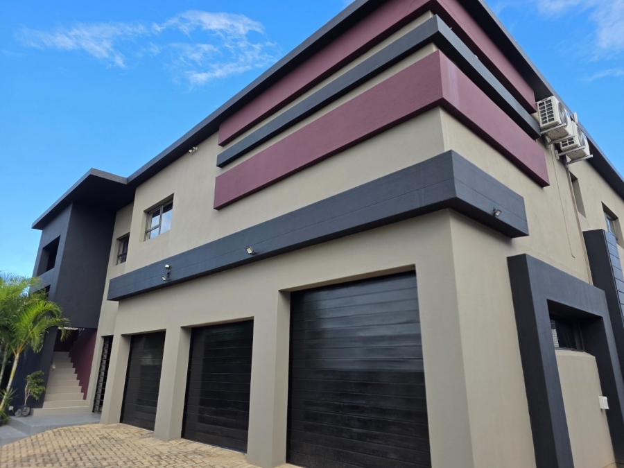 5 Bedroom Property for Sale in Debron Limpopo