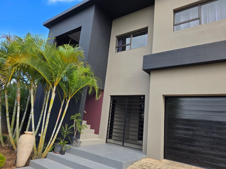 5 Bedroom Property for Sale in Debron Limpopo