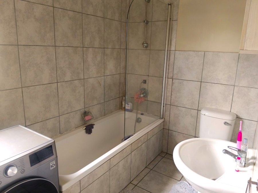 2 Bedroom Property for Sale in Annadale Limpopo