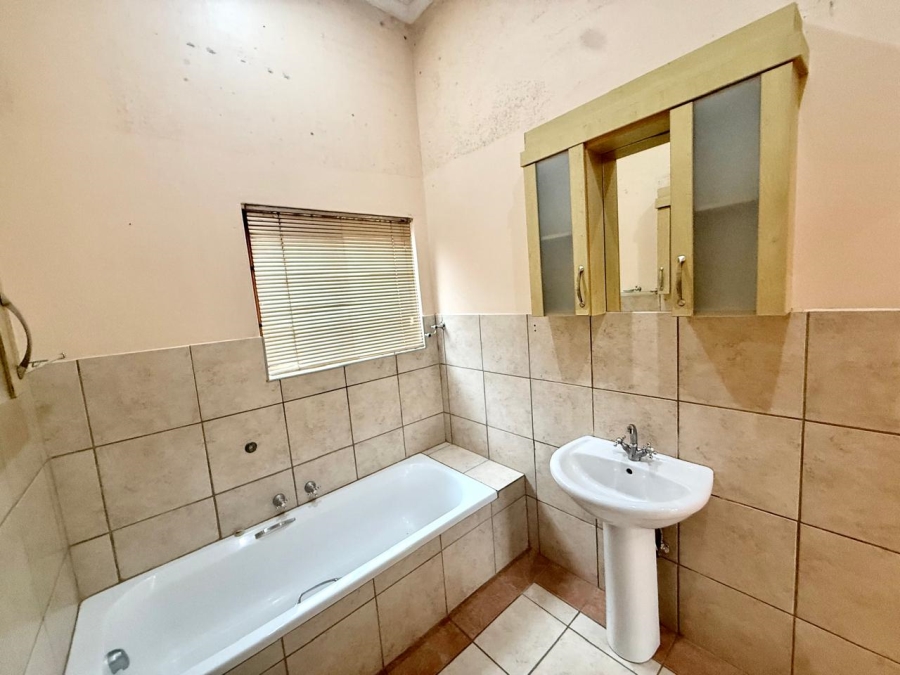 2 Bedroom Property for Sale in Woodlands Estate Limpopo