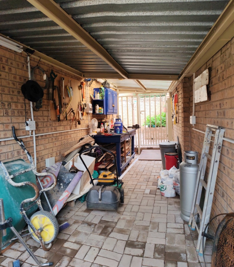 2 Bedroom Property for Sale in Modimolle Limpopo