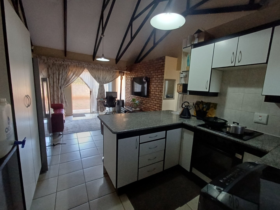 2 Bedroom Property for Sale in Doorhoek AH Limpopo