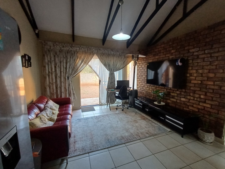 2 Bedroom Property for Sale in Doorhoek AH Limpopo