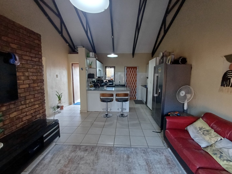 2 Bedroom Property for Sale in Doorhoek AH Limpopo