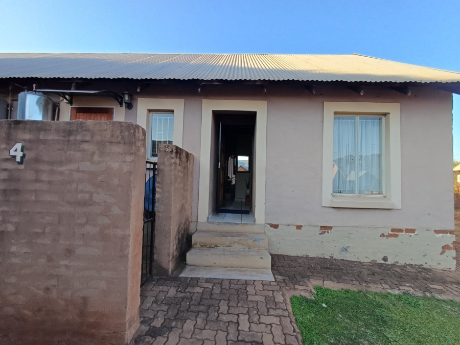 2 Bedroom Property for Sale in Doorhoek AH Limpopo