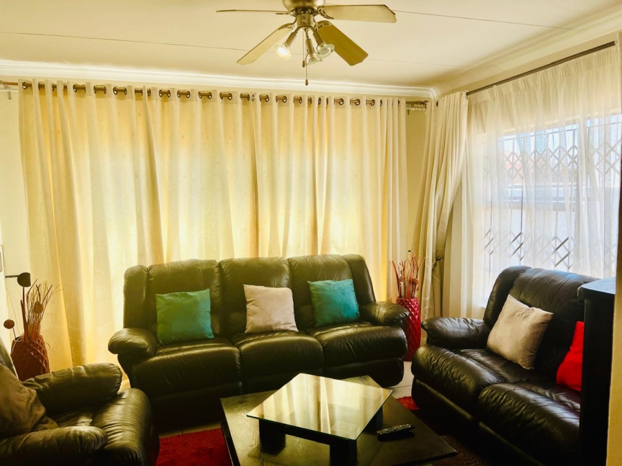 3 Bedroom Property for Sale in Ivydale A H Limpopo