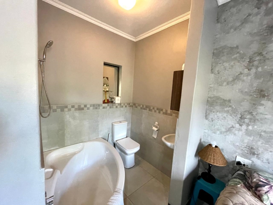 5 Bedroom Property for Sale in Bendor Limpopo