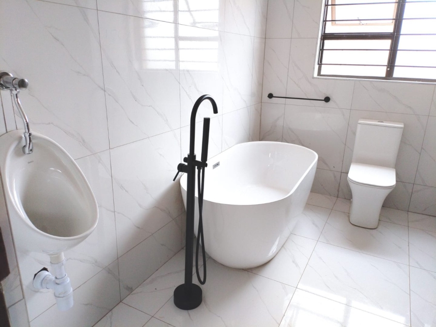 4 Bedroom Property for Sale in Dalmada A H Limpopo